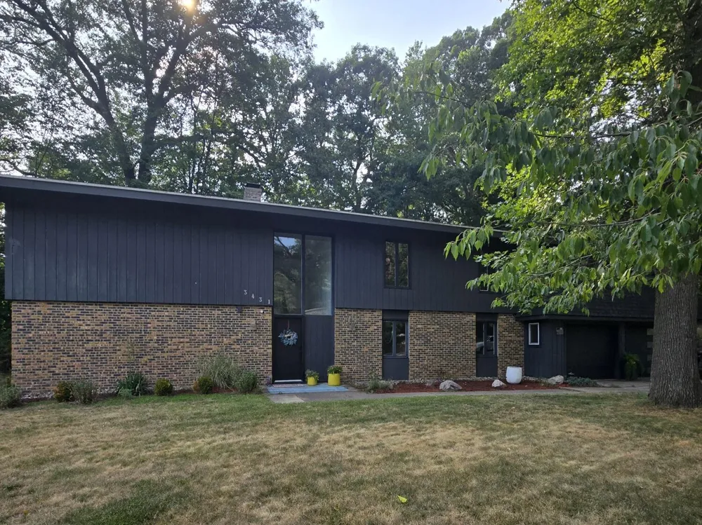 3431 Tricklewood Drive SE Cascade Charter Township, MI 49546