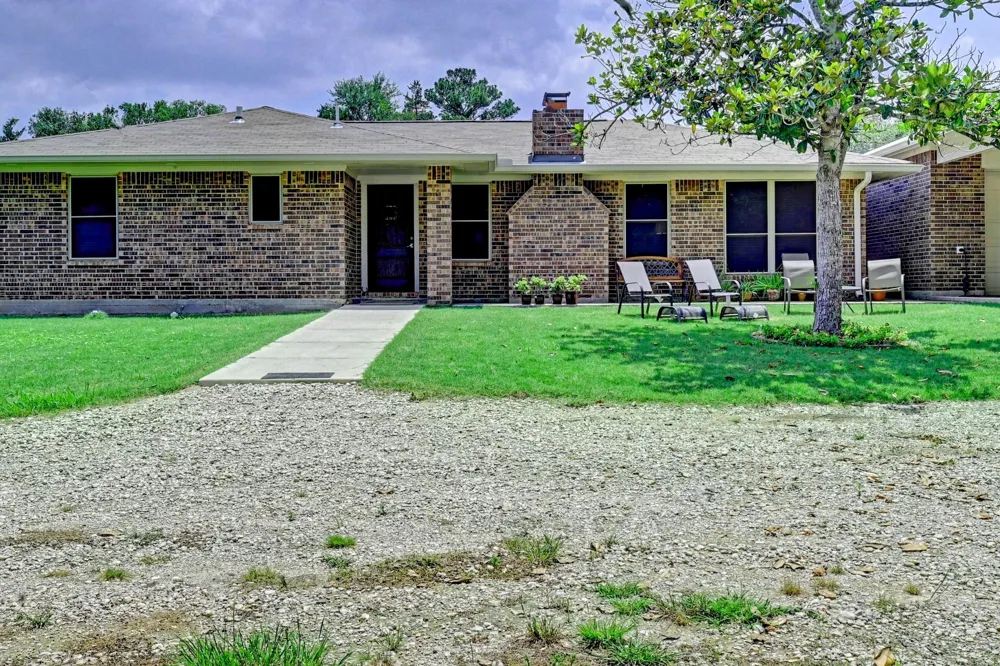 15508 Highway 105 E Plantersville, TX 77363