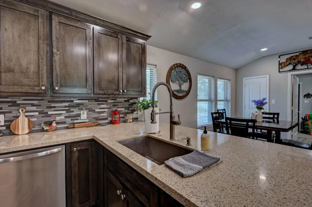 15508 Highway 105 E Plantersville, TX 77363