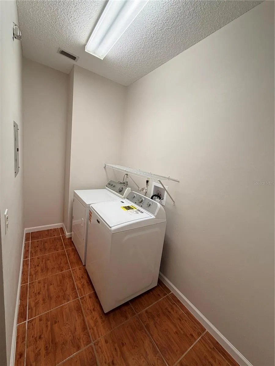 11333 PINK BLOSSOM COURT Orlando, FL 32821