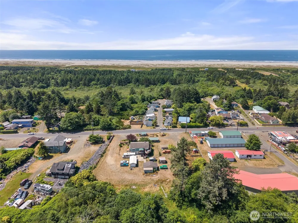 2098 State Route 105 Grayland, WA 98547