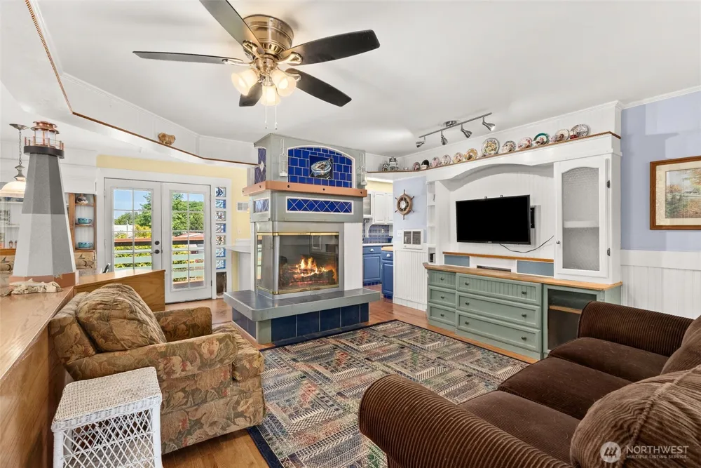 2098 State Route 105 Grayland, WA 98547