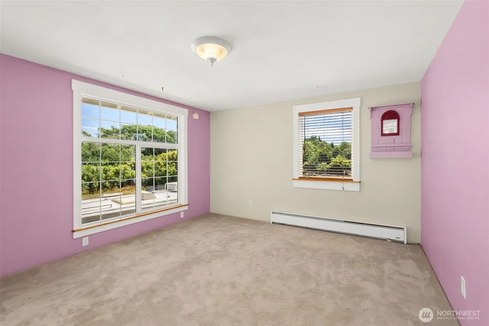 2098 State Route 105 Grayland, WA 98547