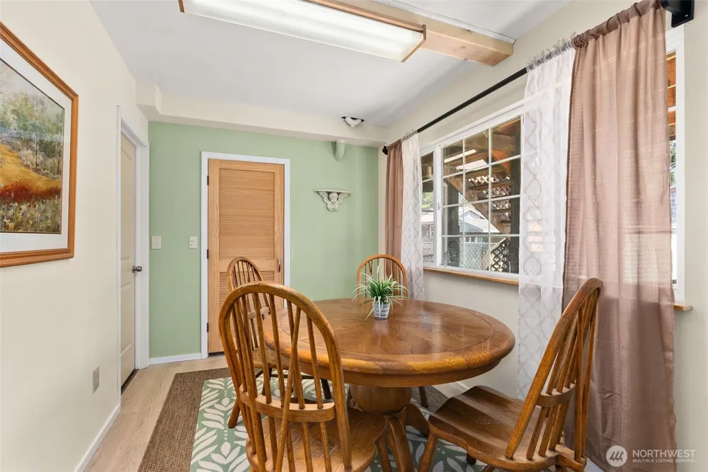 2098 State Route 105 Grayland, WA 98547