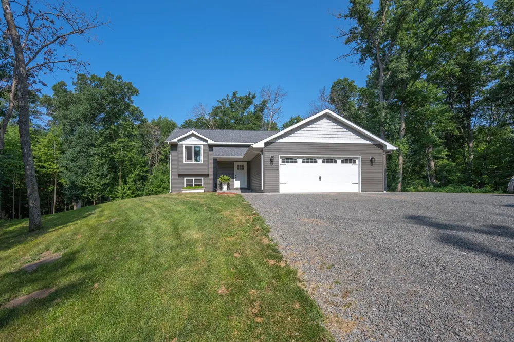 2339 84th Avenue Osceola, WI 54020