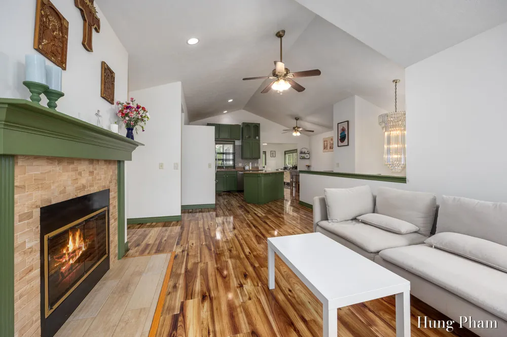 2491 Crystal Meadows Street SE Caledonia, MI 49316