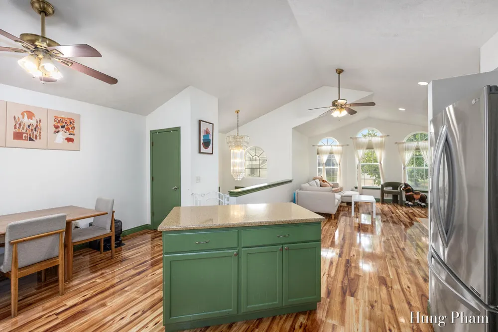 2491 Crystal Meadows Street SE Caledonia, MI 49316