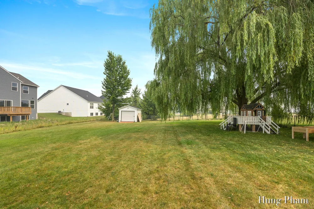 2491 Crystal Meadows Street SE Caledonia, MI 49316