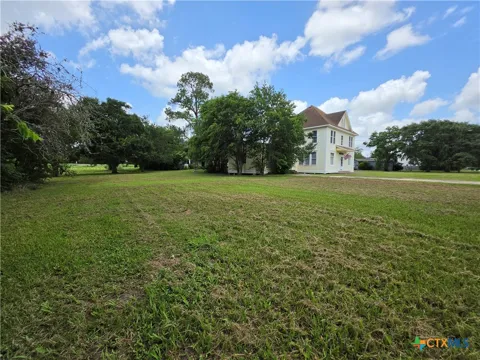 602 W Live Oak Street