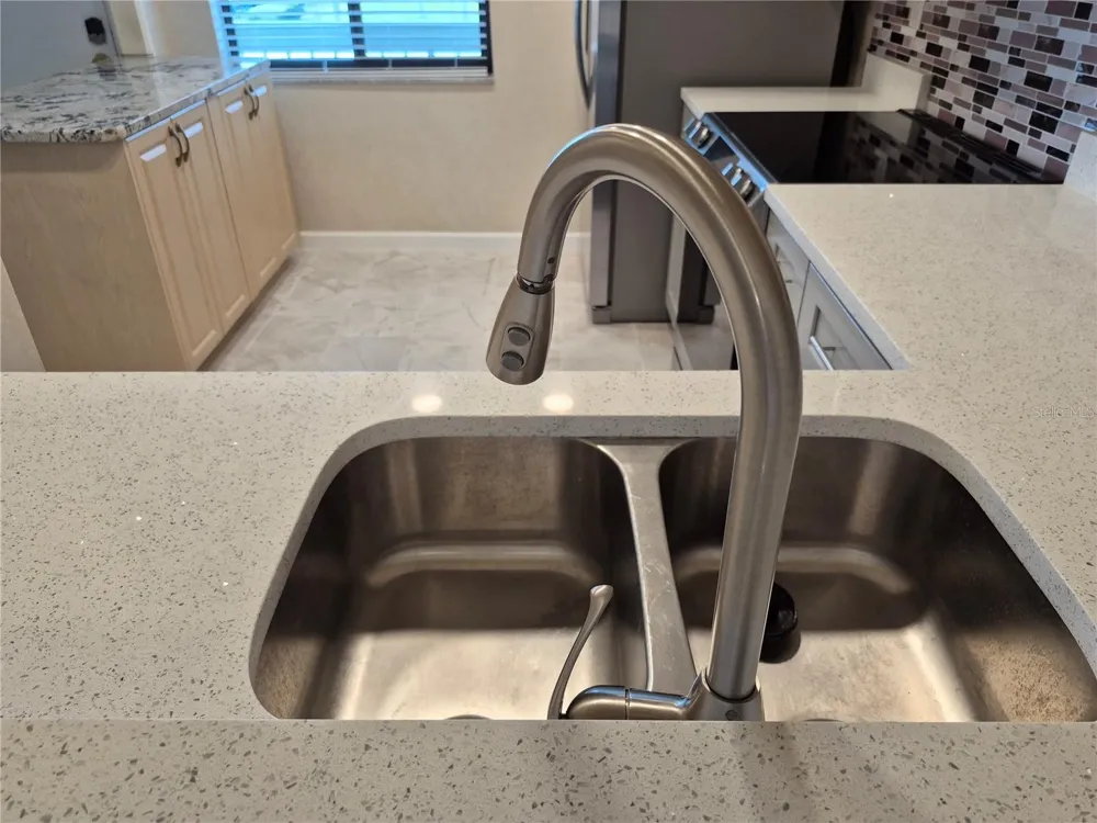 222 CARYL WAY Oldsmar, FL 34677