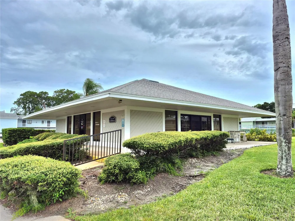 222 CARYL WAY Oldsmar, FL 34677