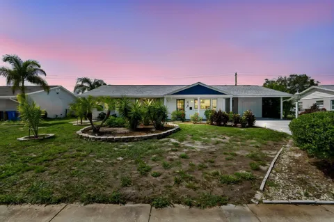 830 LA JOLLA AVENUE