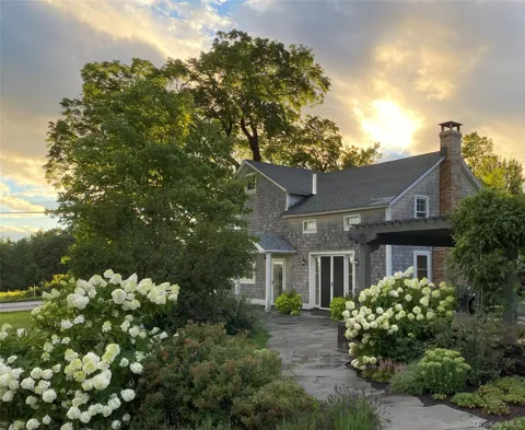 314 Schoolhouse Road