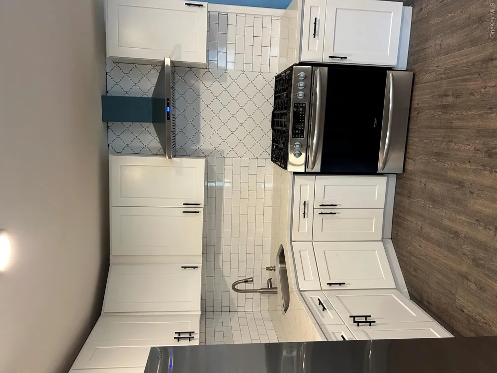 180 Adirondack Drive Selden, NY 11784