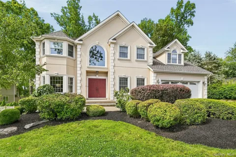 48 Greenwich Avenue