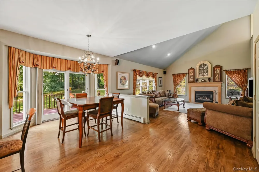 48 Greenwich Avenue Central Valley, NY 10917