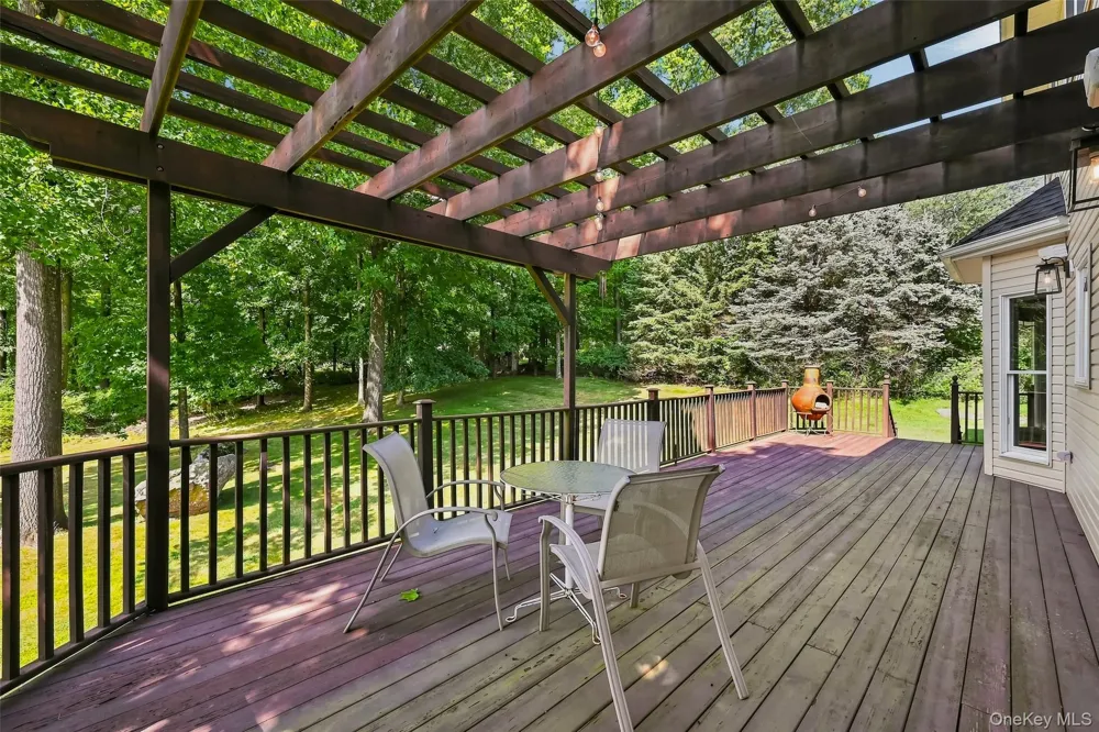 48 Greenwich Avenue Central Valley, NY 10917