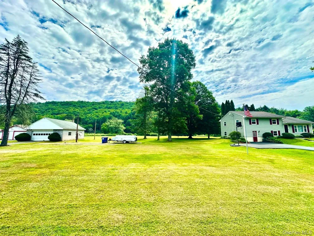 5089 State Route 52 Jeffersonville, NY 12748