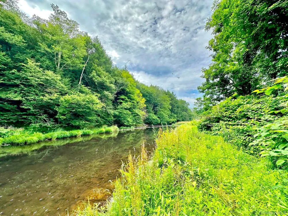 5089 State Route 52 Jeffersonville, NY 12748