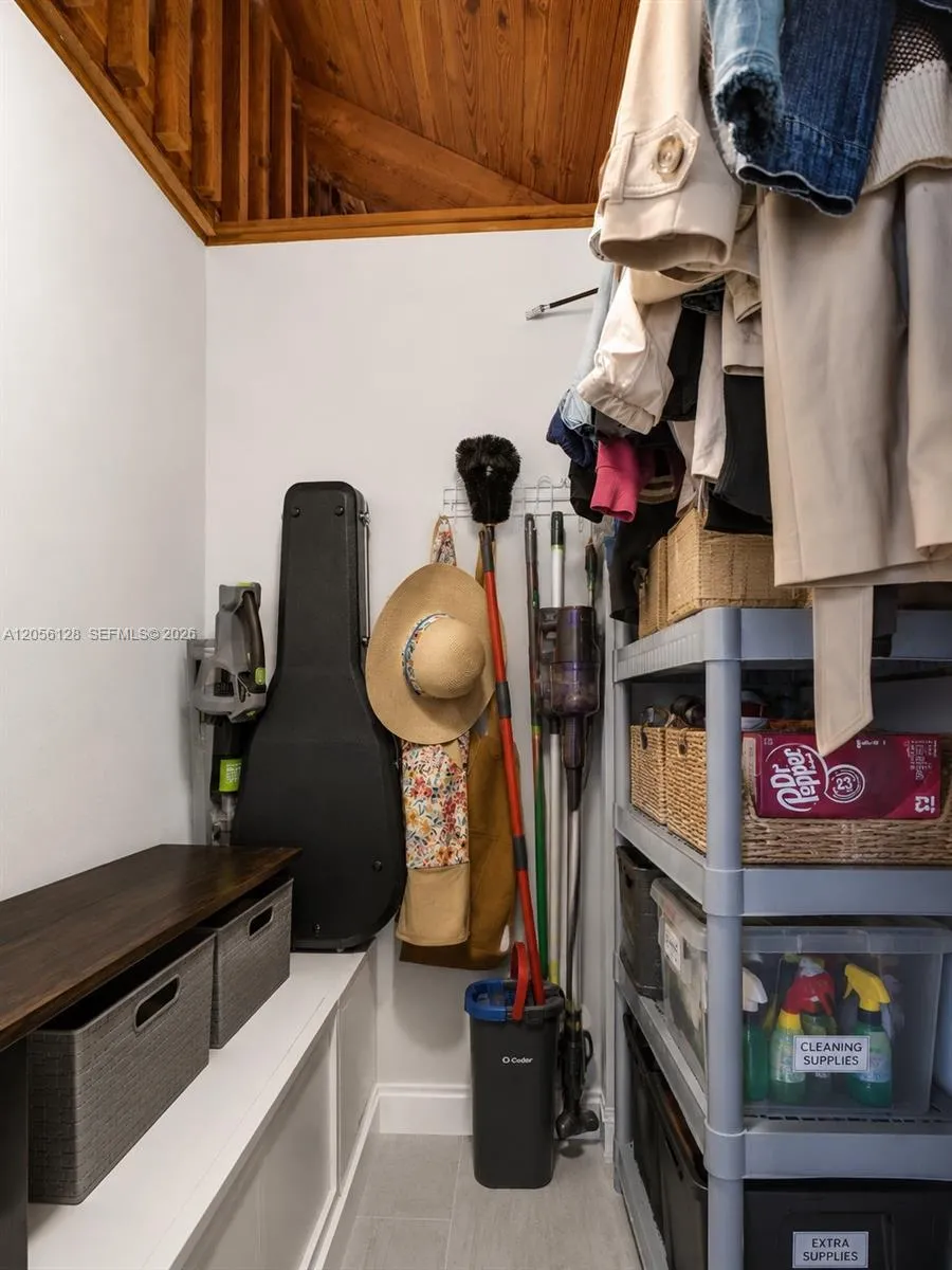 6870 NW 30th Ave #1 Fort Lauderdale, FL 33309