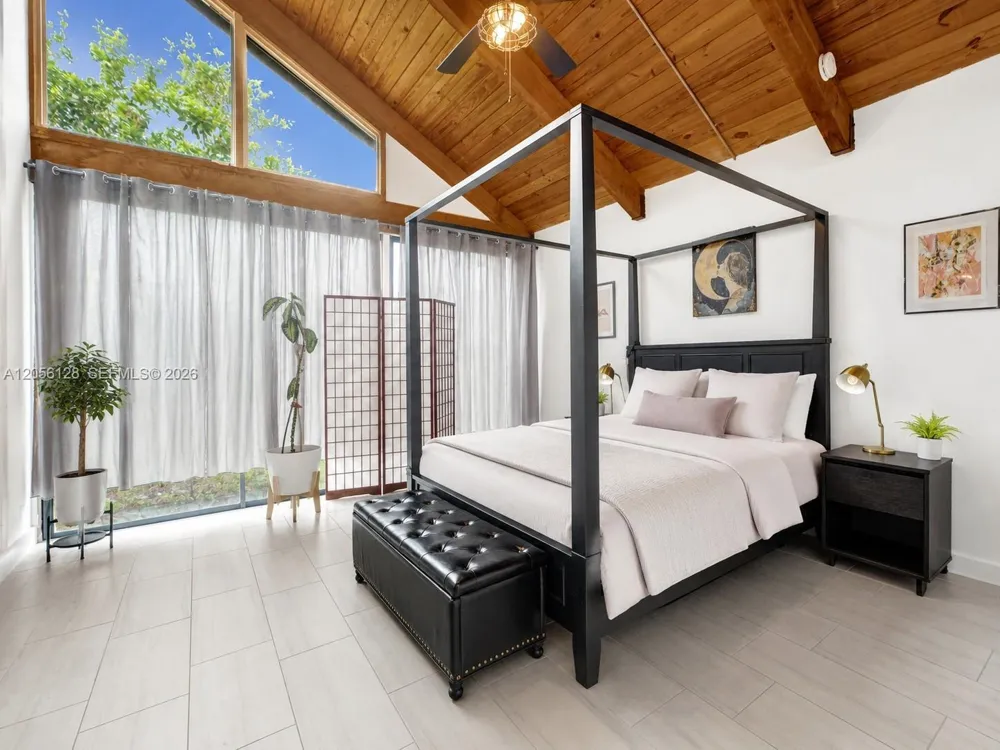 6870 NW 30th Ave #1 Fort Lauderdale, FL 33309