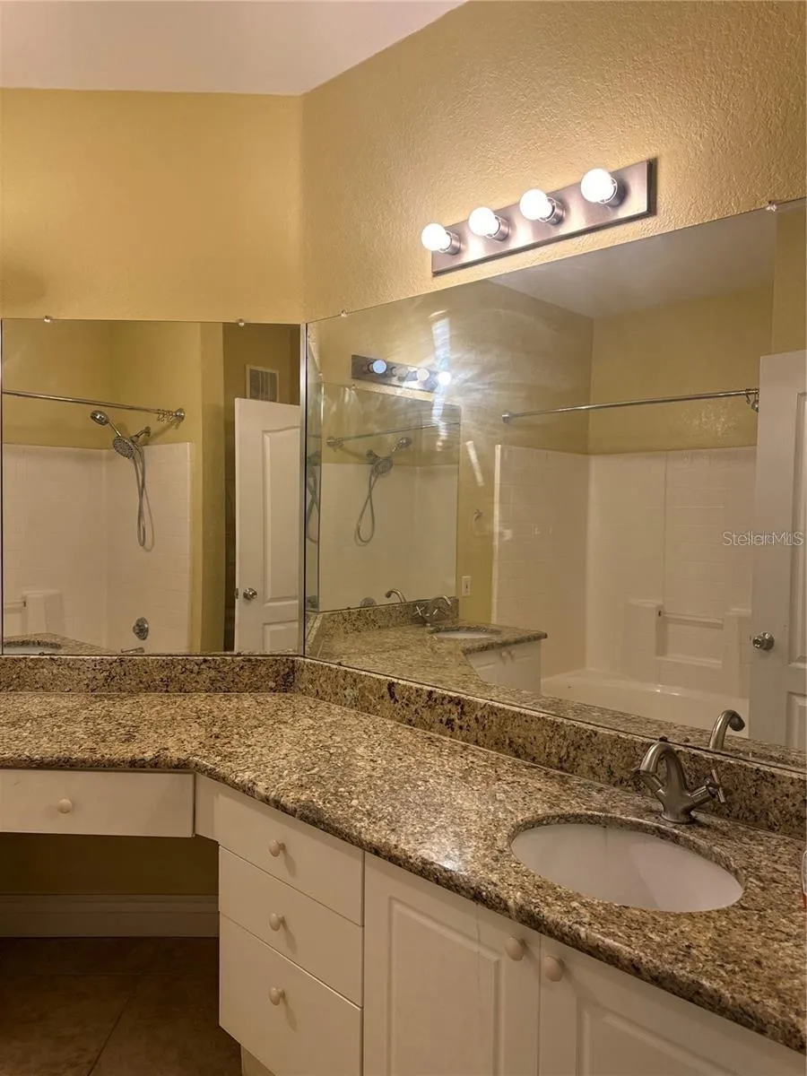 2724 VIA MURANO #623 Clearwater, FL 33764