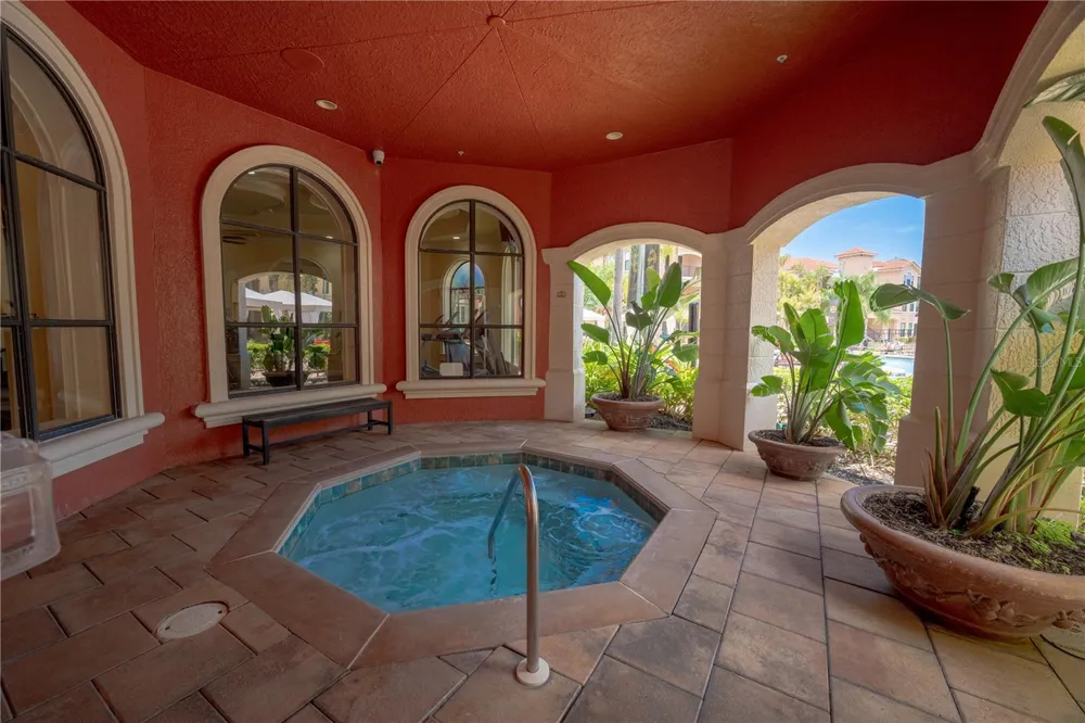 2724 VIA MURANO #623 Clearwater, FL 33764