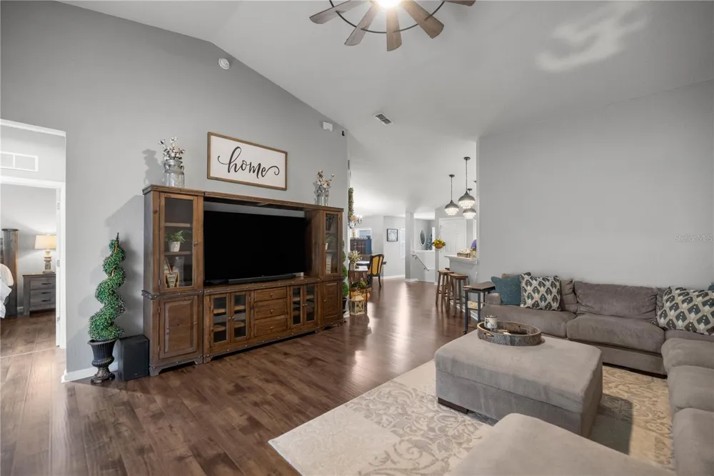 4525 SW 52ND CIRCLE #106 ocala, FL 34474