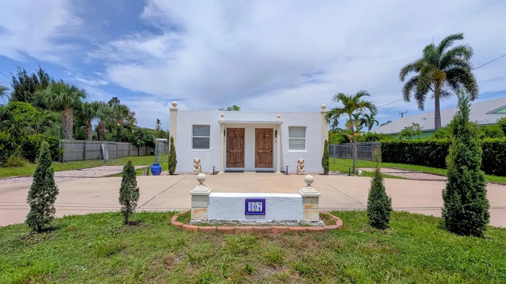 407 NW 7TH STREET #B Boynton Beach, FL 33426