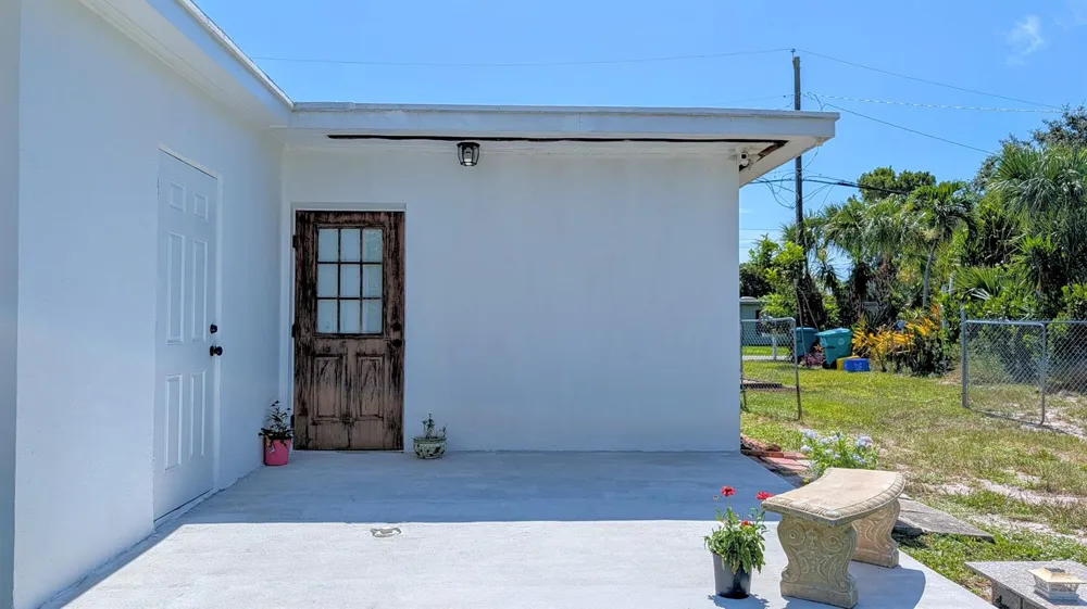 407 NW 7TH STREET #B Boynton Beach, FL 33426