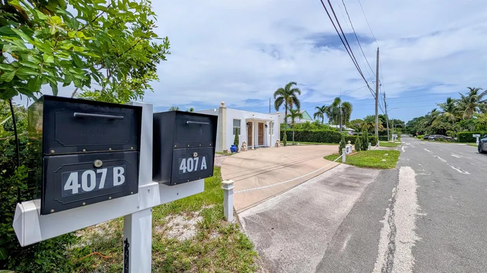 407 NW 7TH STREET #B Boynton Beach, FL 33426