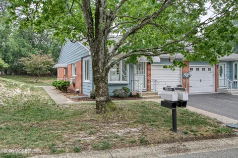 159 Hudson Parkway