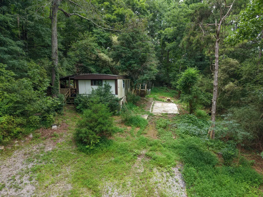 2481 Tinnin Rd Goodlettsville, TN 37072