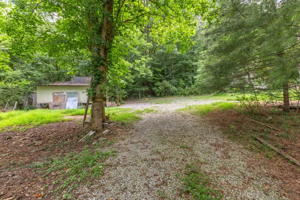 2481 Tinnin Rd Goodlettsville, TN 37072