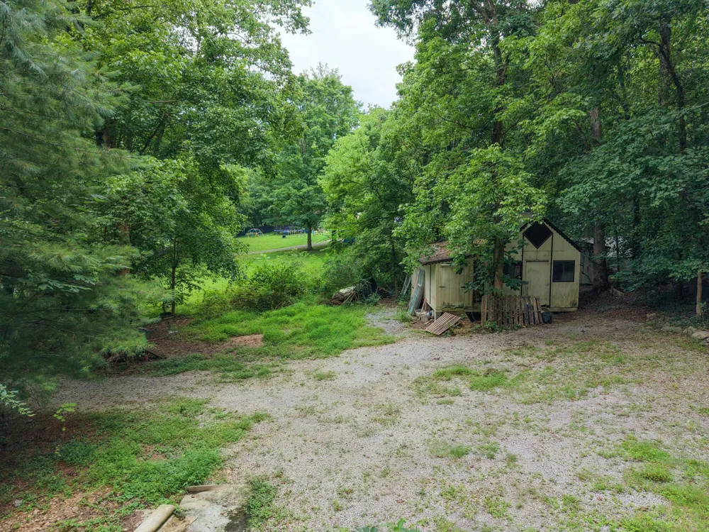 2481 Tinnin Rd Goodlettsville, TN 37072