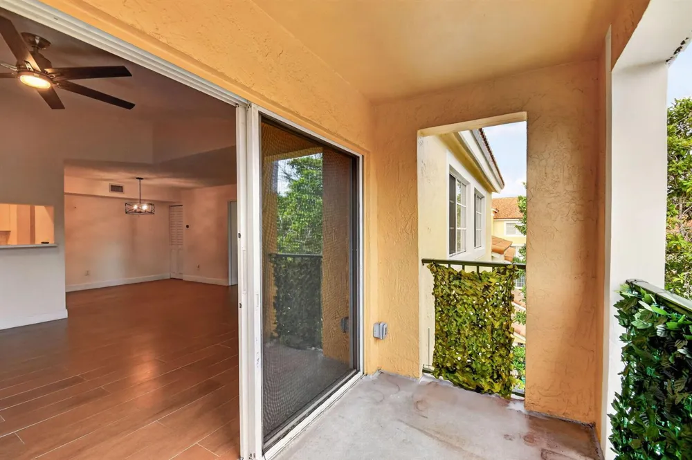 123 Yacht Club Way #307 Hypoluxo, FL 33462