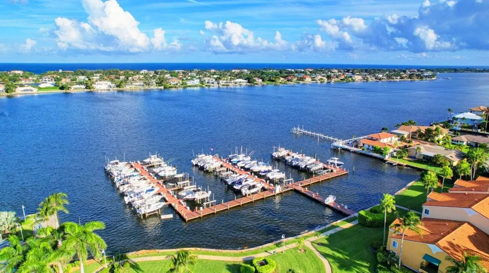 123 Yacht Club Way #307 Hypoluxo, FL 33462