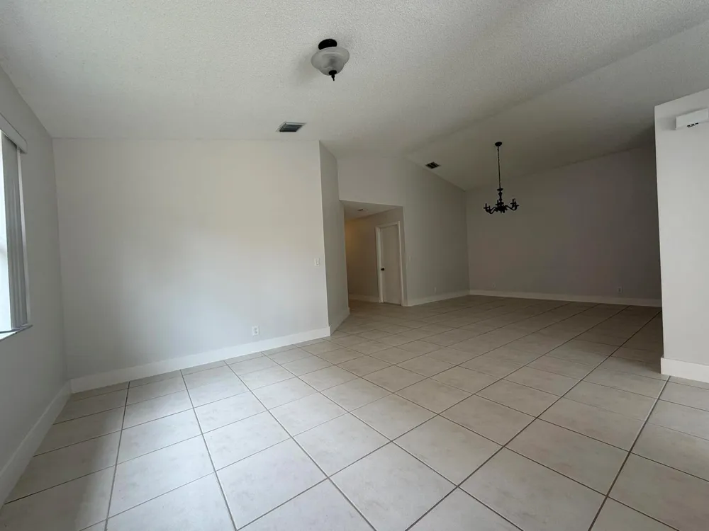 3386 Treasure Lane Margate, FL 33063