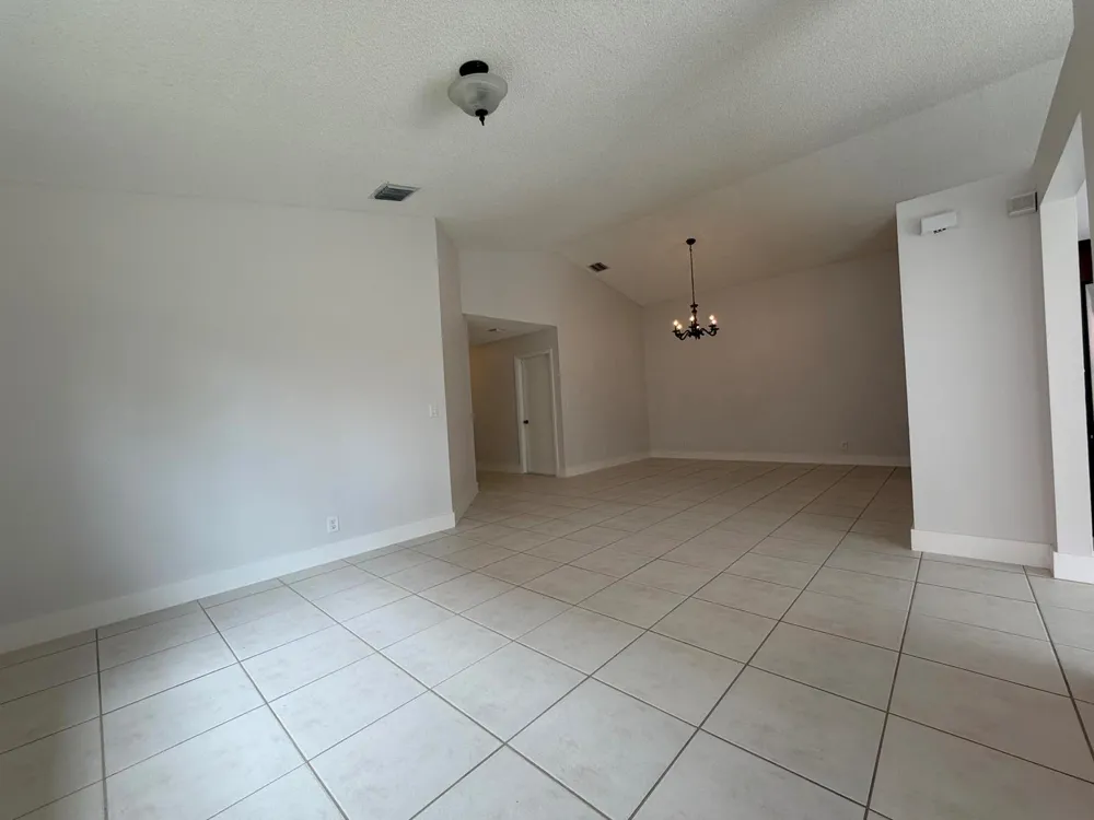 3386 Treasure Lane Margate, FL 33063