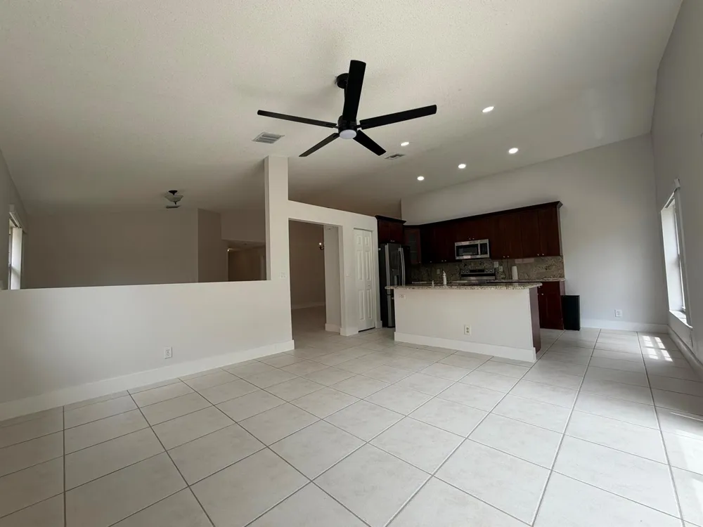 3386 Treasure Lane Margate, FL 33063