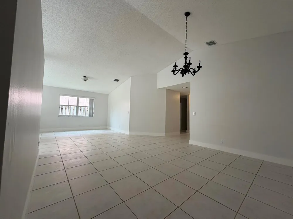 3386 Treasure Lane Margate, FL 33063