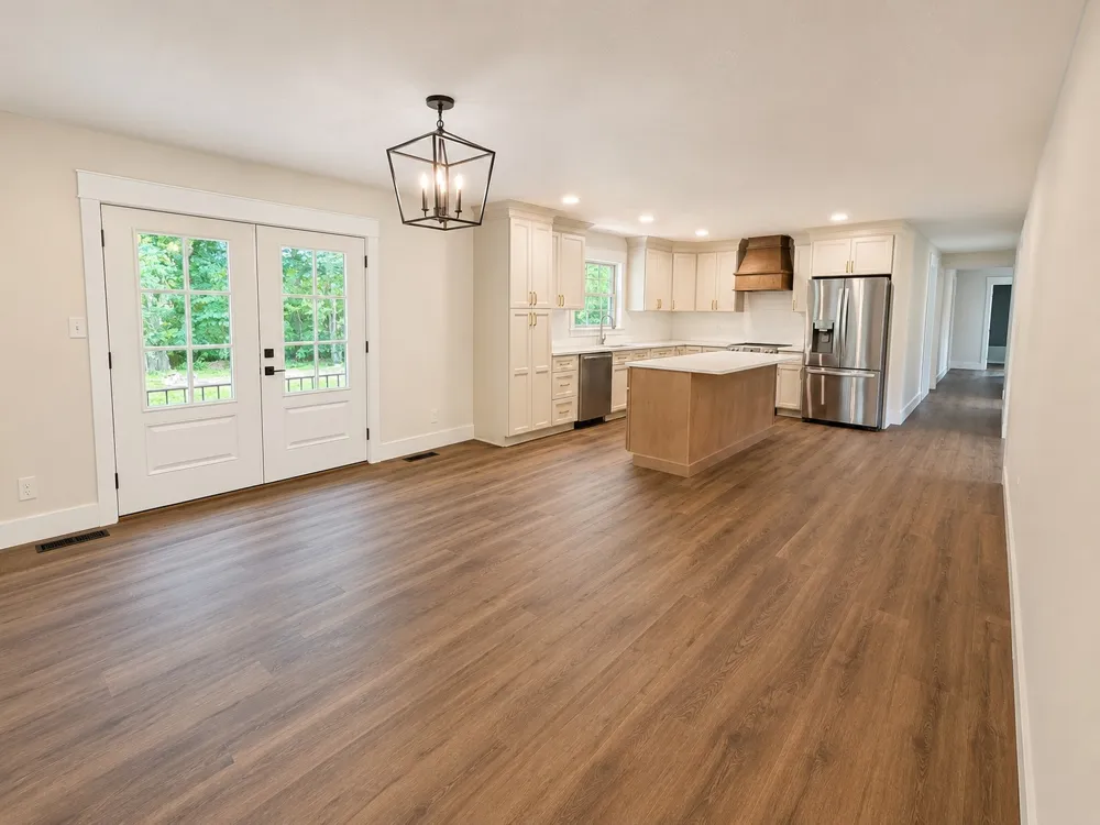 60 Smith Rd Paris, TN 38242