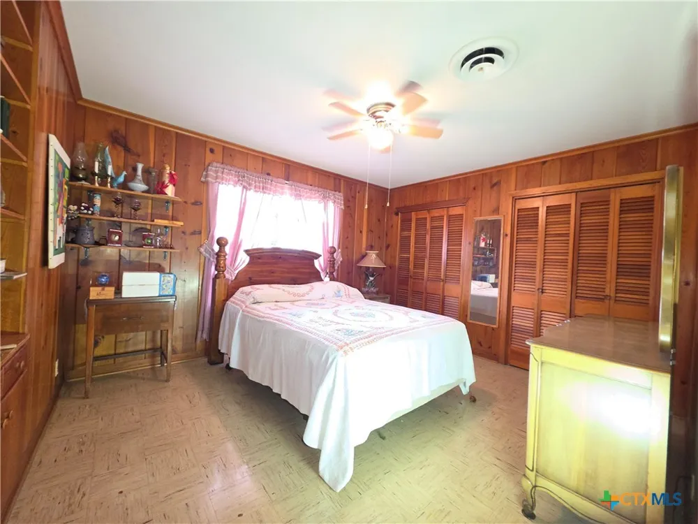 518 San Patricio Street Goliad, TX 77963