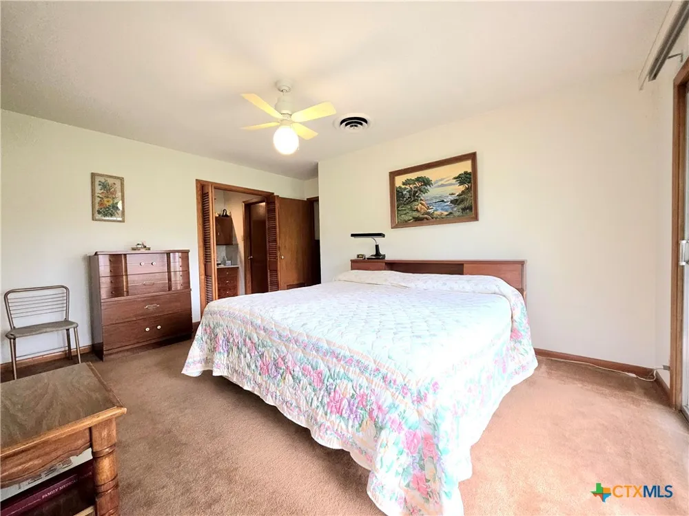 518 San Patricio Street Goliad, TX 77963