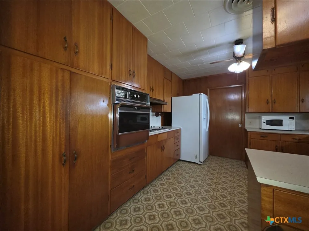 518 San Patricio Street Goliad, TX 77963