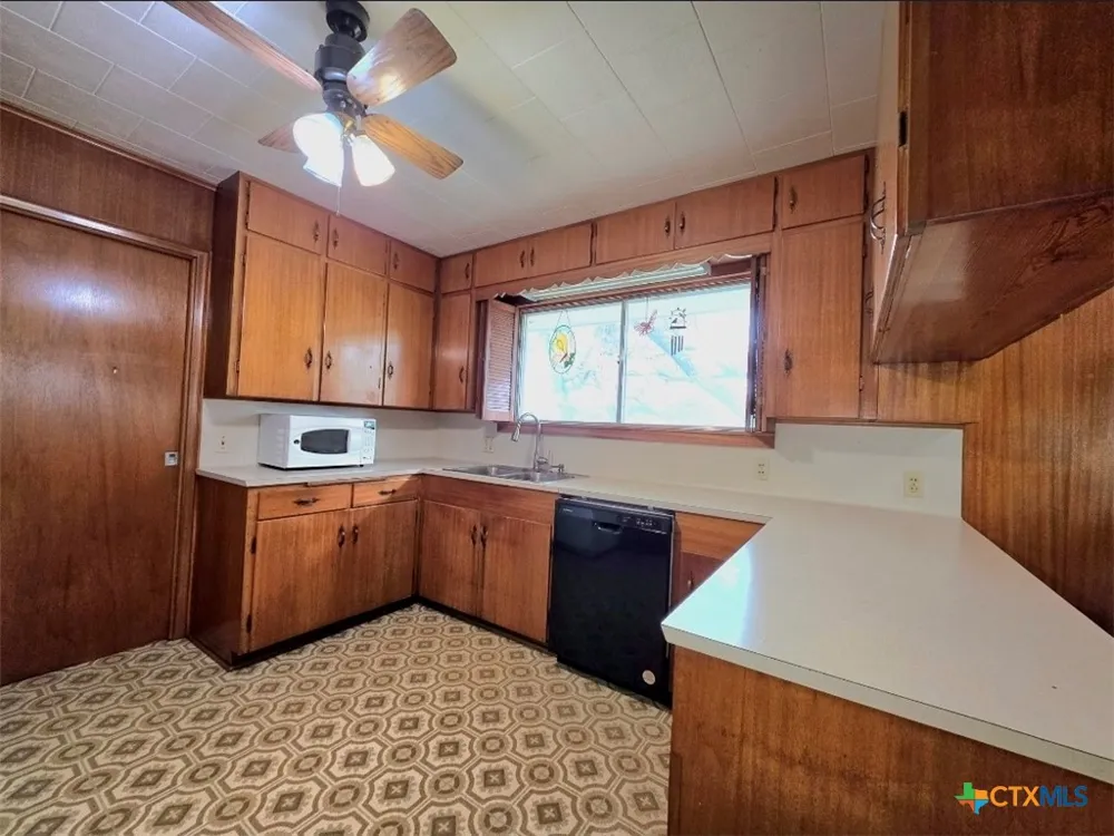 518 San Patricio Street Goliad, TX 77963