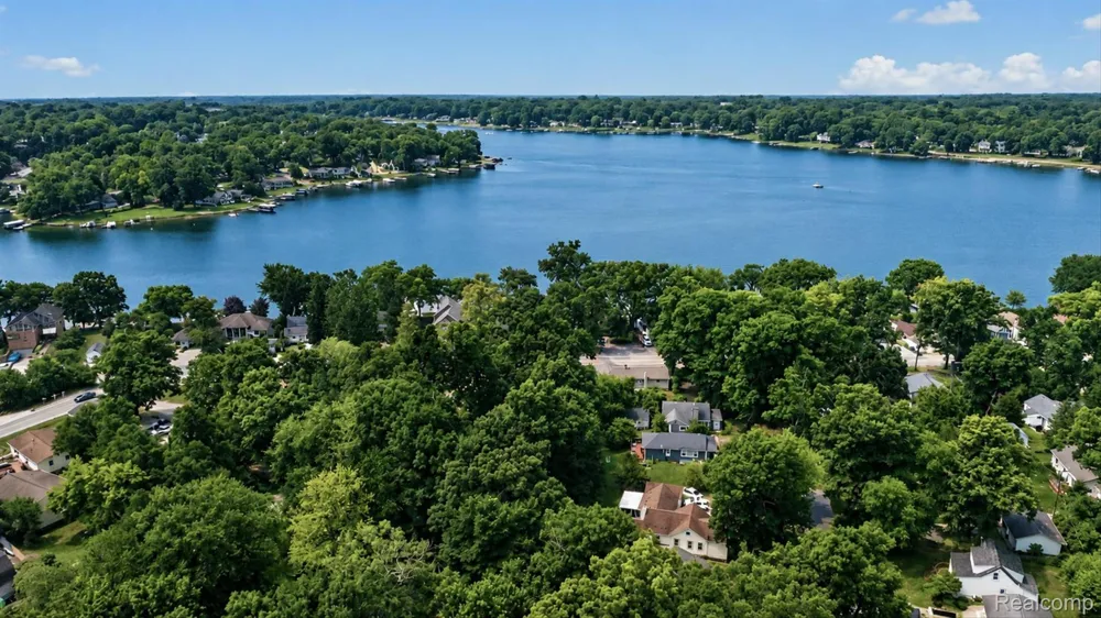 Langolf Street White Lake Charter Township, MI 48383