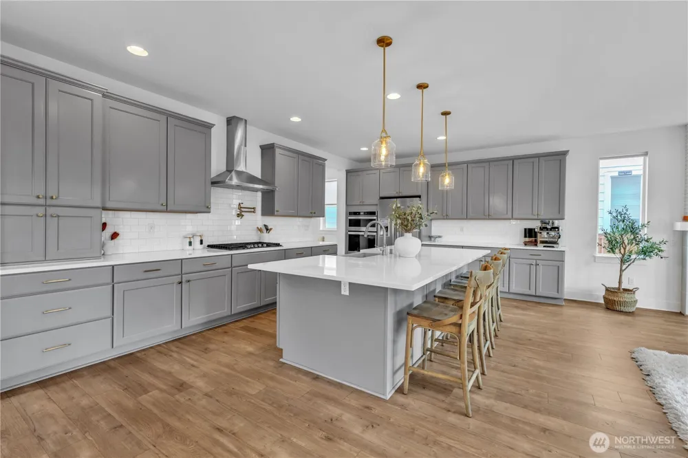 27066 Summit Park Way SE Maple Valley, WA 98038