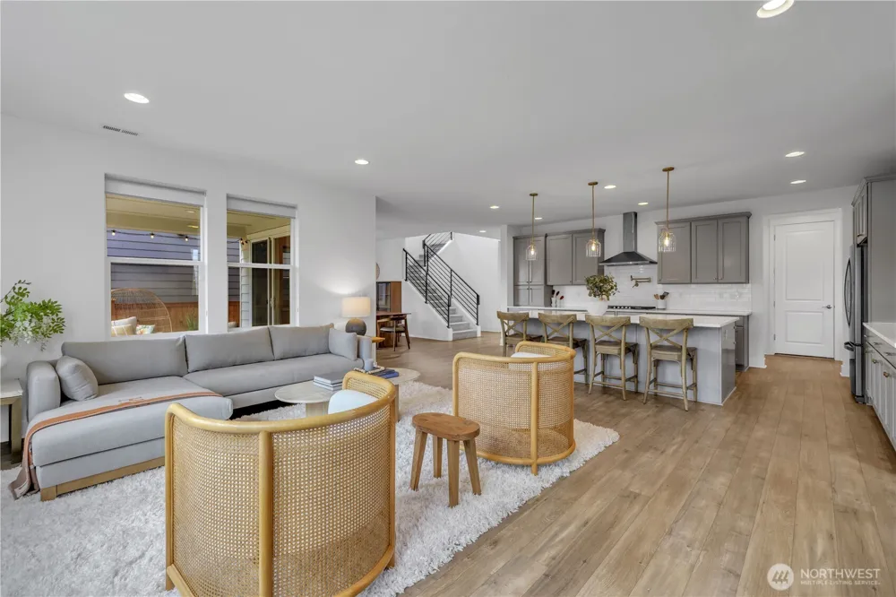 27066 Summit Park Way SE Maple Valley, WA 98038