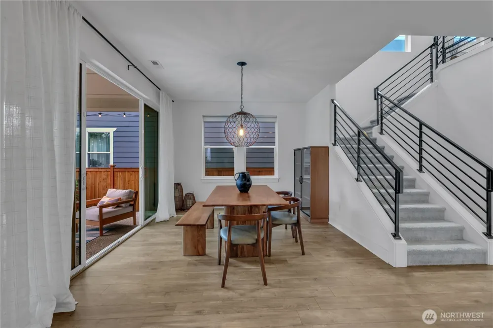 27066 Summit Park Way SE Maple Valley, WA 98038
